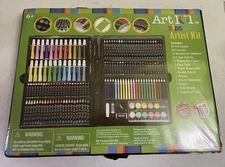 Art 101 91002 ARTIST KIT 163  Pieces Watercolor Art Painting Set Oil Pastels EUC