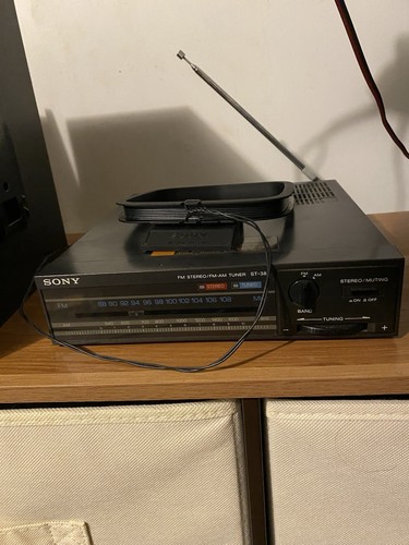 Sony ST-38 AM/FM Tuner with AM Loop Antenna - Tested