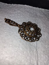 Vintage Knutt Bronz Pendant.