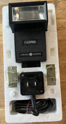 Vintage General Electric ELECTRONIC FLASH & POWER PACK Flashpack Box w/ Papers