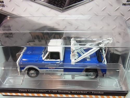 Greenlight 1/64 1969 Chevrolet C-30 Dually Wrecker - Yenko # 46150-A - Picture 2 of 4