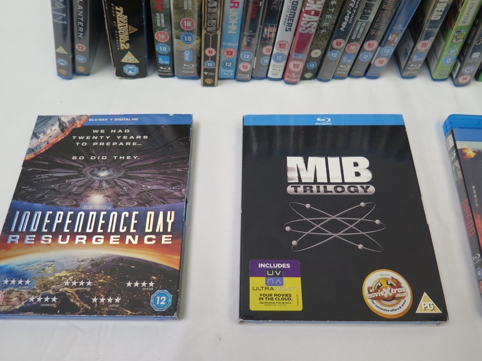 BluRay x28 Bluray Job Lot Bundle Walking Dead Avatar Dredd Batman