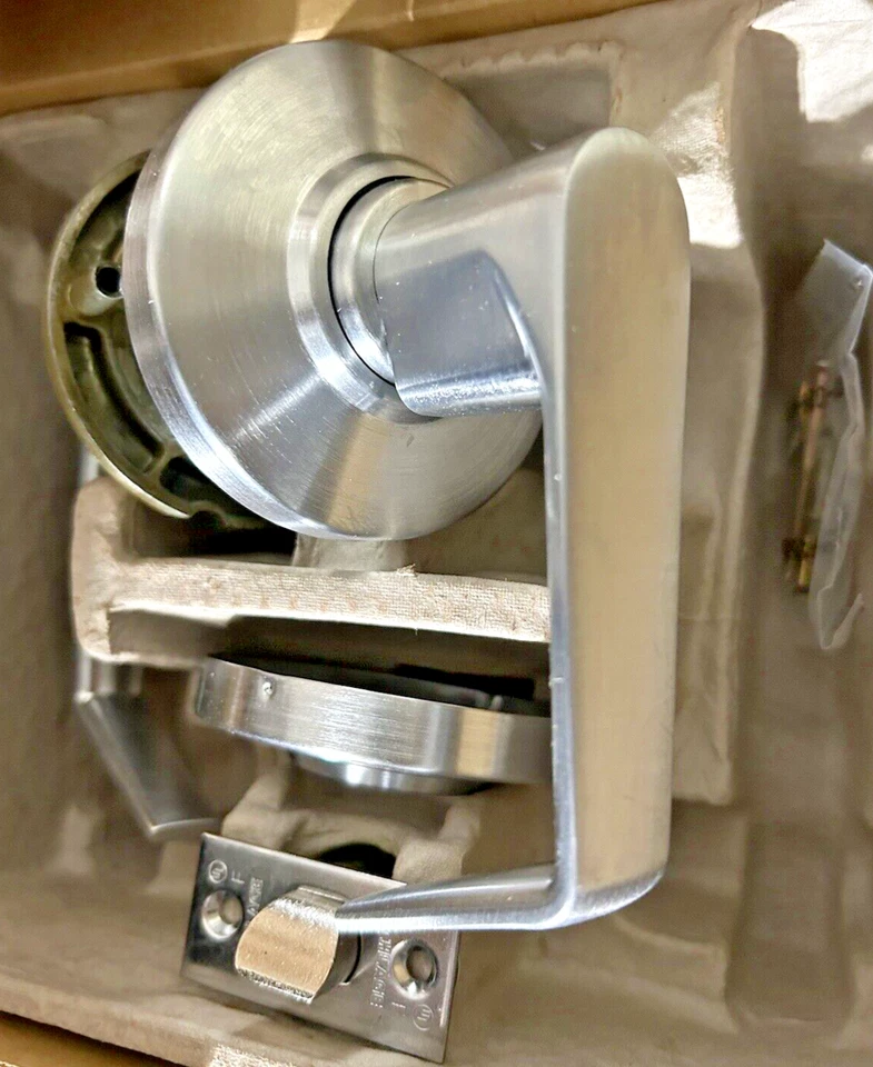 Schlage AL10S SAT 626 Passage Latch 1-3/4 DR NOS Saturn Satin Lever Door - Image 3 of 4