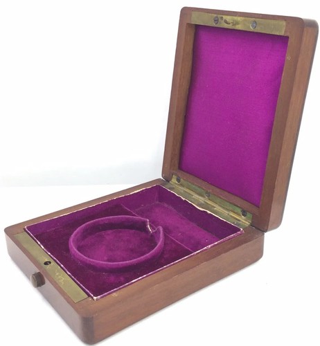 VTG - WOOD POCKET WATCH BOX - 41MM WIDE PURPLE INTERIOR (B199) - Picture 3 of 12