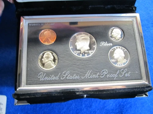 1992 United States Mint Premier Silver Gem Cameo Proof Set in Box with COA