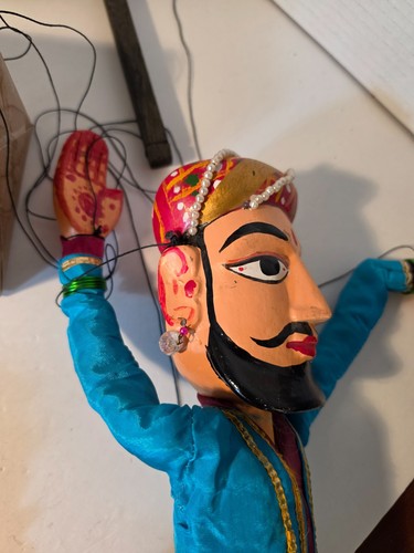 Paar antike handgefertigte Rajasthani Indien KathPutli Holz bemalte Schnurpuppen 21 Zoll - Bild 9 von 15