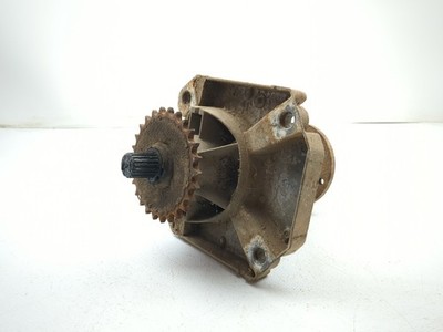 06-25 John Deere Gator TH 6X4 Diesel Axle Housing Bolt Shaft Spindle (B)