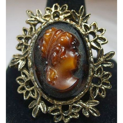 Root Beer Cameo Brooch Pin Victorian Style Glass Floral Setting ab1-88