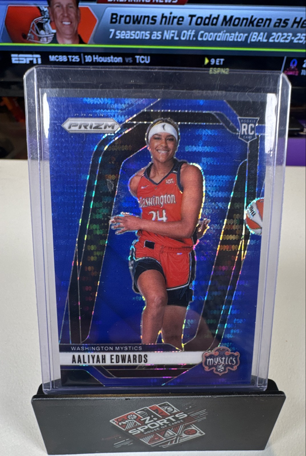 2024 Panini Prizm WNBA - Aaliyah Edwards #142 Blue Pulsar Prizm /199 (RC)