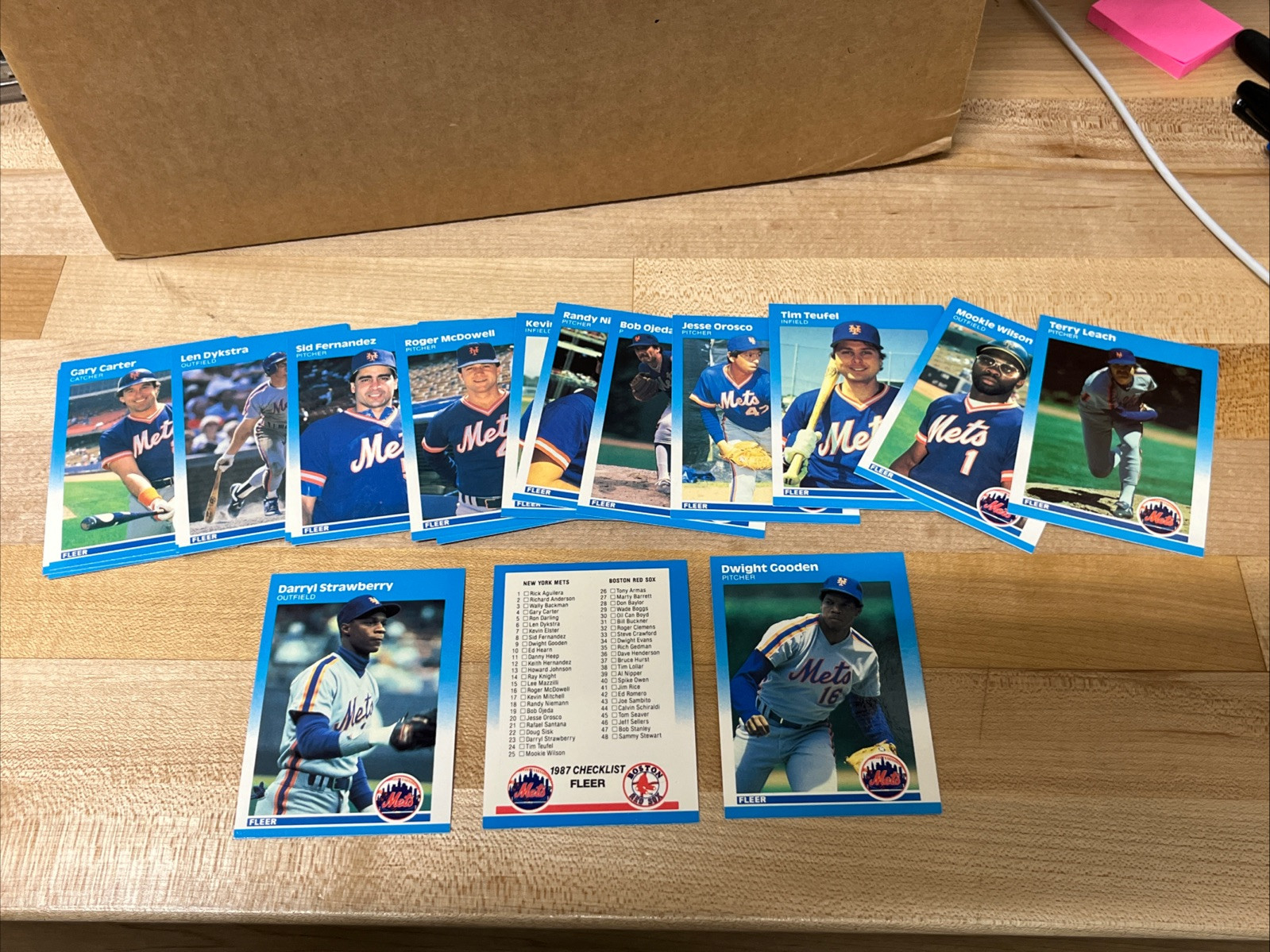 1987 Fleer Glossy New York Mets Team Set 27 Cards (Cards 1-25-U62