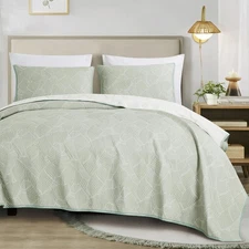 3-Piece Etaney Cotton Coverlet Set Matelassé Green Bedspread King Size