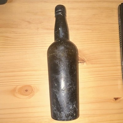 Antique Black Glass Bottle 12 oz Utility Pre-1900 Collectible