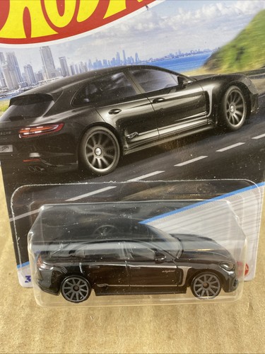 Hot Wheels Porsche Panamera Turbo S E-Hybrid Sport Turismo 1/5 1:64 COMB SHIP $1 - Picture 2 of 3