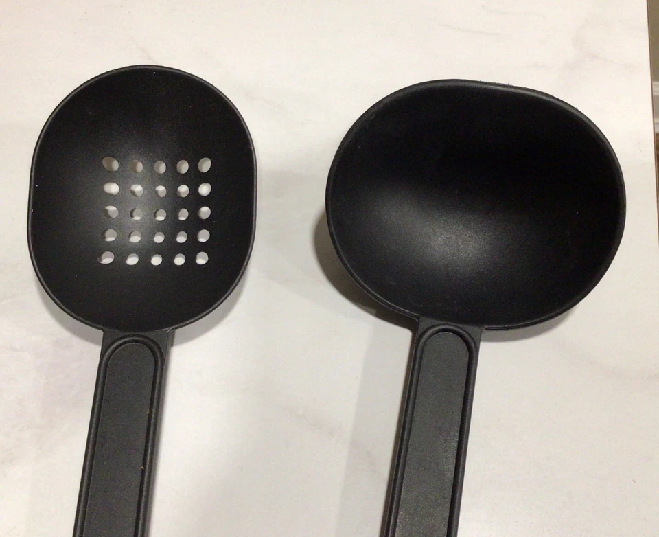 T-Fal Negro Nylon Ranurado Agujeros Cuchara para Servir Skimmer y Cucharón Cucharón Lote Canadá Foto 2 de 4