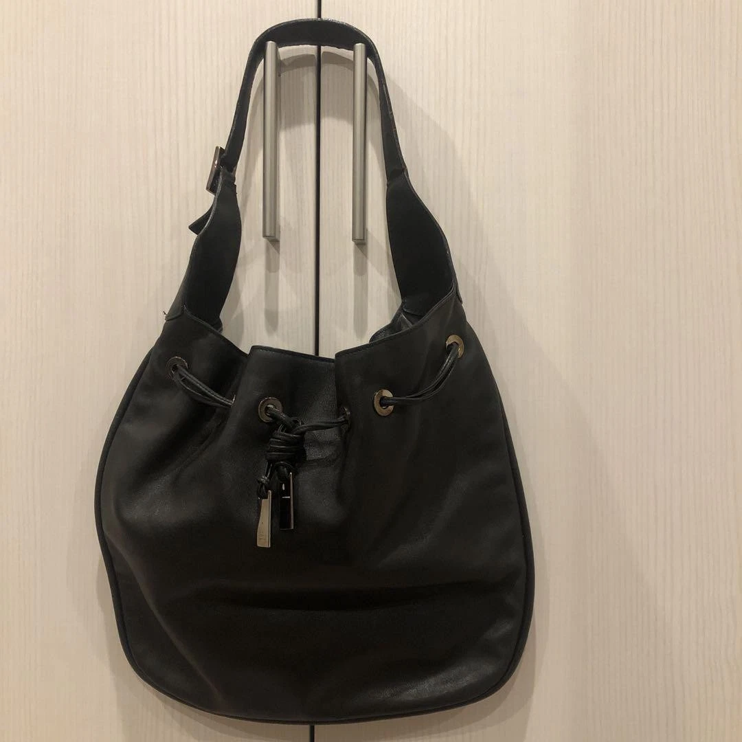 Sac GUCCI en cuir noir #PGF8OM