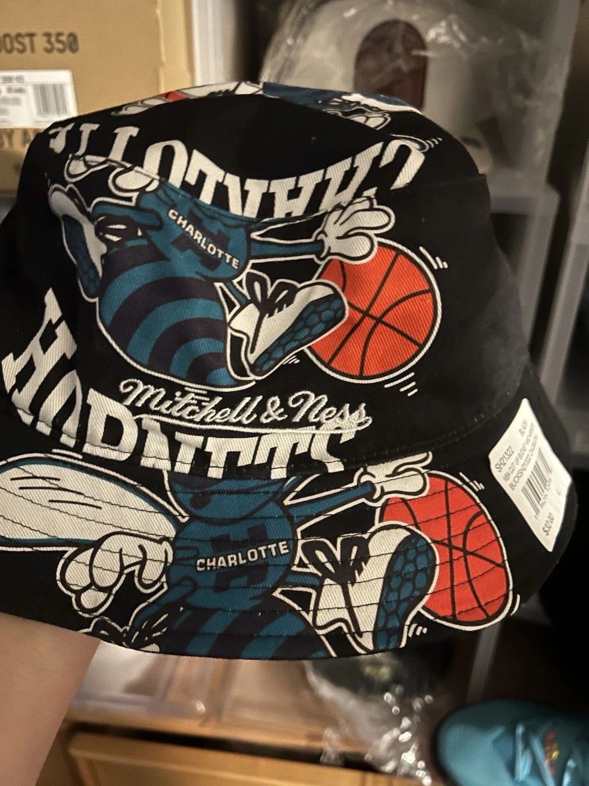 Mitchell & Ness Charlotte Hornets Bucket Hat Men’s Size Large New 🔥
