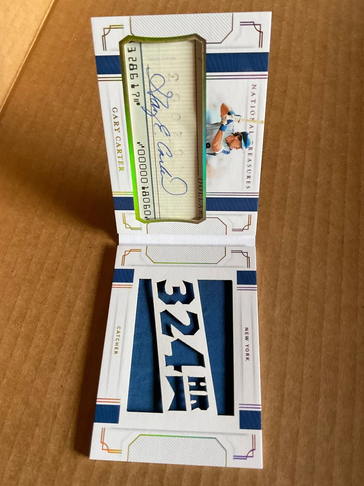 Folleto de material exclusivo Panini National Treasures Gary Carter 2019 corte 5/10 Foto 3 de 4