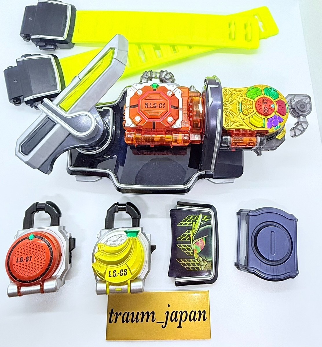 Kamen Rider Gaim DX Sengoku Driver & DX Kiwami Lock Seed Set