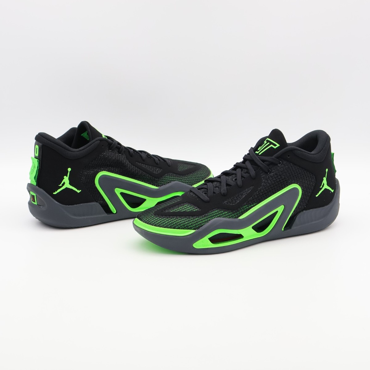 DZ3330-003 Nike Jordan Tatum 1 Black Anthracite Green Strike DZ3330-003 Nike Jordan Tatum 1 Black Anthracite Green Strike