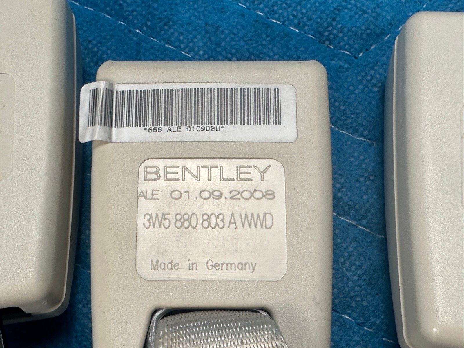 Bentley Cont Flying Spur Rear Seat Belt Buckle 3pc Set Ivory 29k 2006-2012 OEM