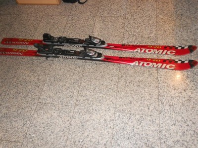 Atomic Race Carv 9'20 180 cm lang