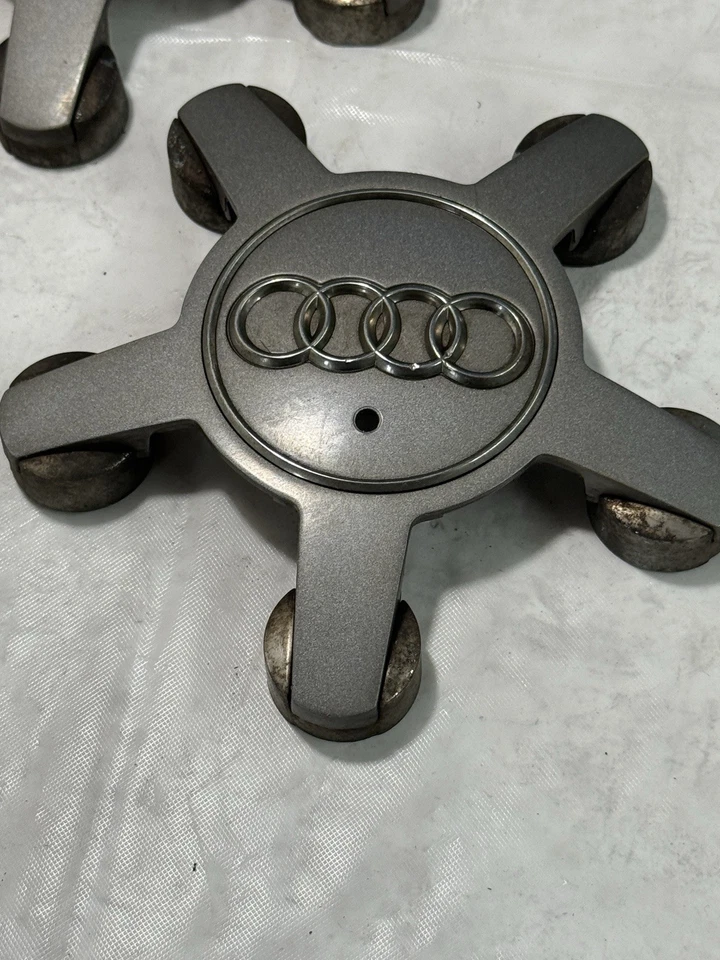 Audi Wheel Center Cap (3) GRAY A3 A4 A5 A6 A7 TT S5 Genuine OEM 4F0601165N - Изображение 4 из 4