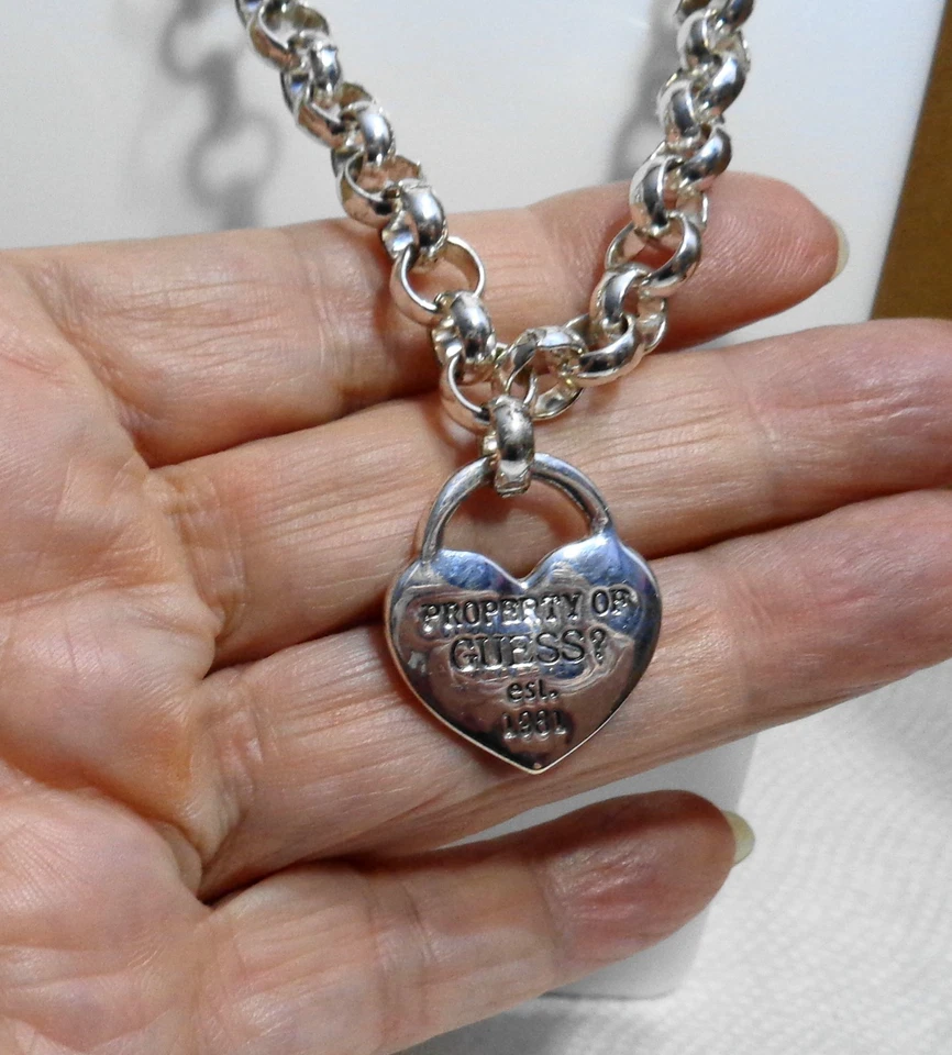 Corazón de rodio de 16" y cadena pesada propiedad de Guess Est. 1981 con 3 1/4 ext 1,4 oz Foto 4 de 4