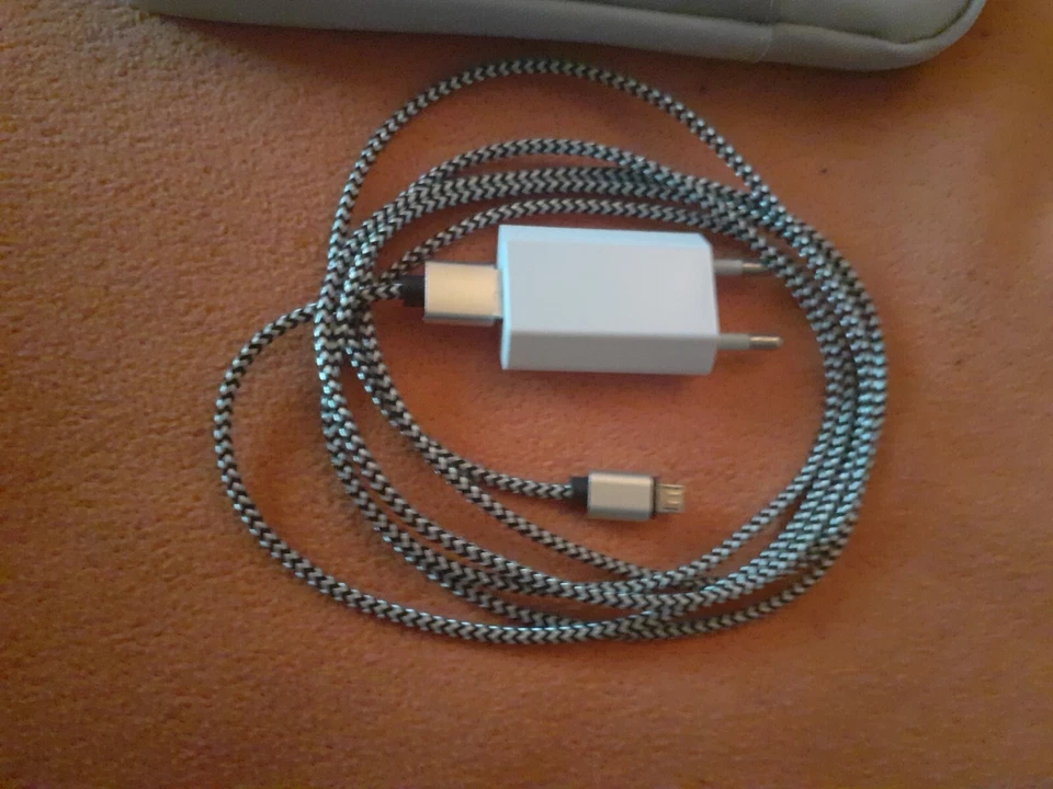 Tablet 8 Zoll - Bild 3 von 4