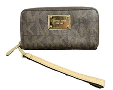 Michael Kors Jet Set Zip Around Wallet Wristlet Brown/Cream 7" x 4" x 1" EUC