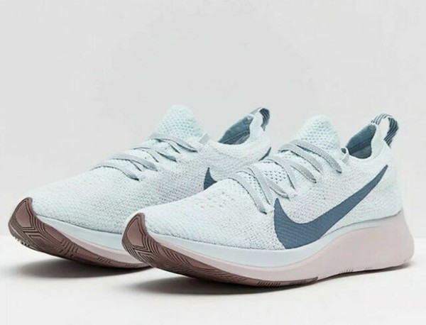 zoom fly flyknit womens