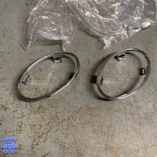 Vw Beetle Bug Taillight Bezels 1956 To 1961 - New Pair Vw Beetle Bug Taillight Bezels 1956 To 1961 - New Pair