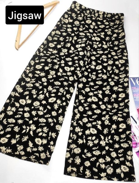 Women Jigsaw Trousers Black Floral Print 34 / XS /
