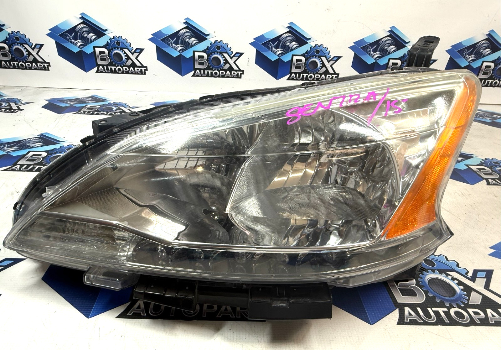 2013-2015 NISSAN SENTRA FRONT DRIVER LEFT SIDE HALOGEN HEADLIGHT HEADLAMP OEM
