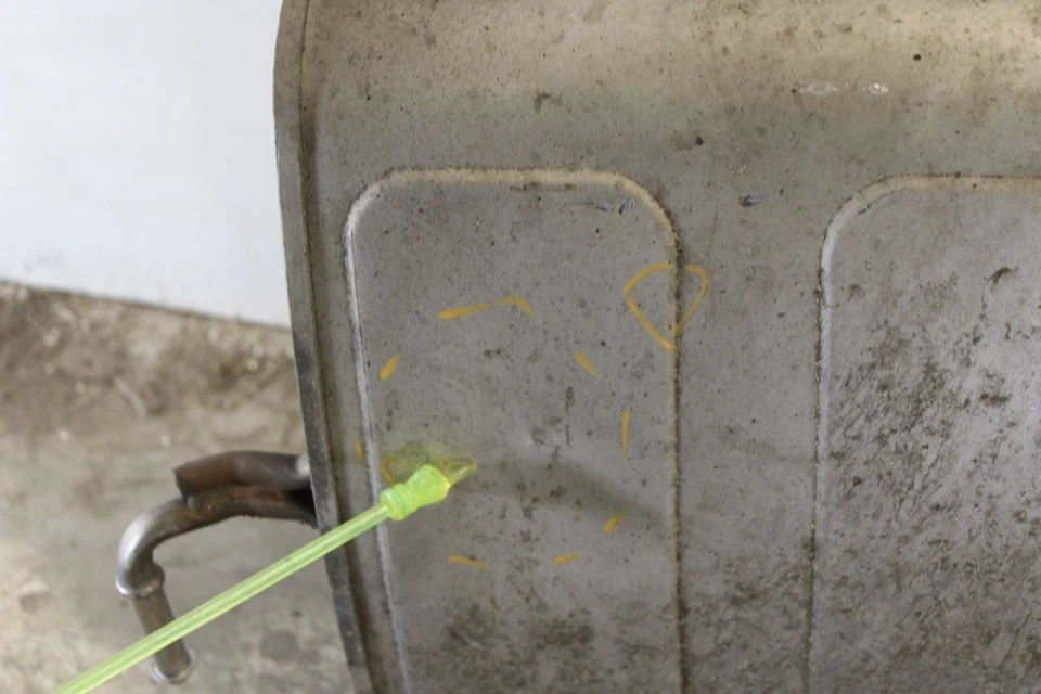 Silenciador sistema de escape trasero Kia Sportage Hybrid EX 2023-25 1,6 L turbo AWD *ReaD* Foto 2 de 4