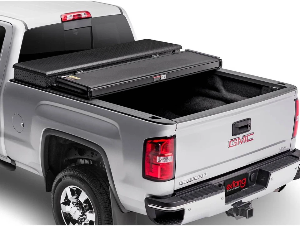 Extang Solid Fold 2.0 Toolbox Hard Folding Tonneau Fits 21-25 Ford F150 8'2" Bed Foto 3 de 4