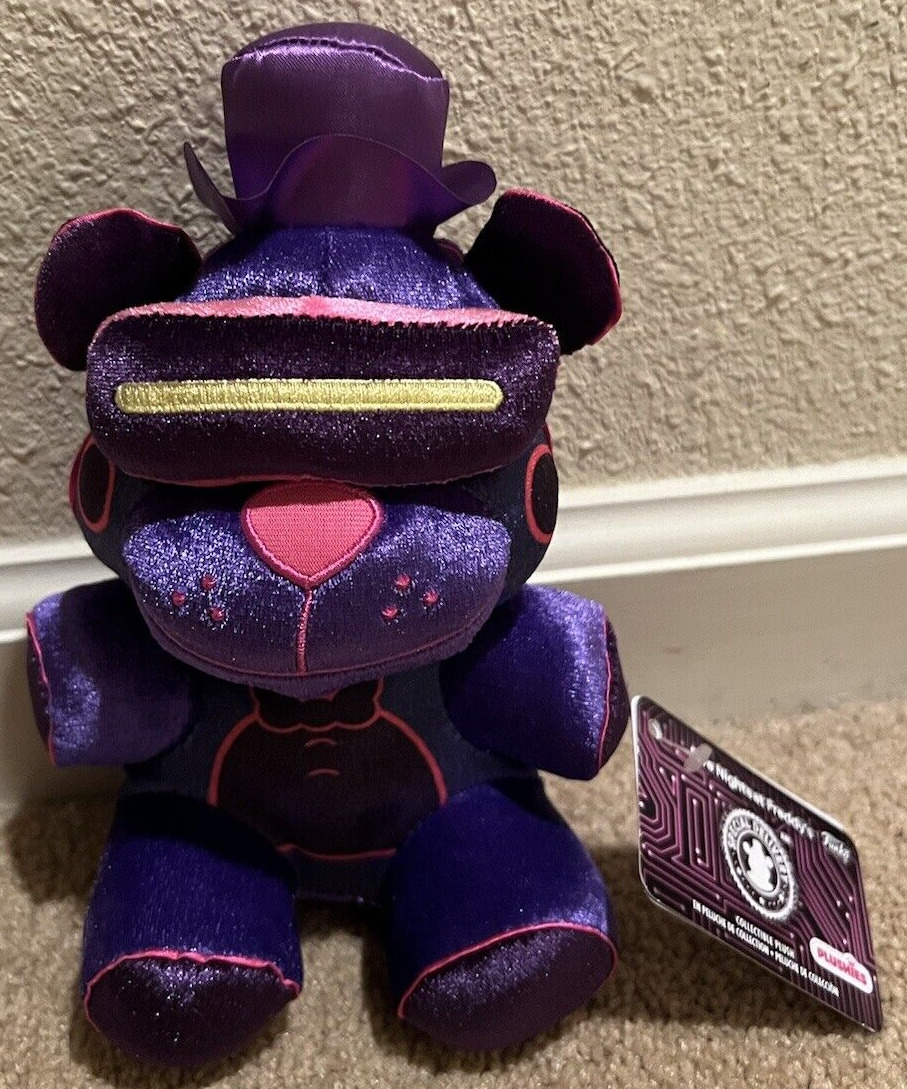 Funko Five Nights At Freddy's: Special Delivery VR Freddy Glow-in-the-Dark  7-in Plush