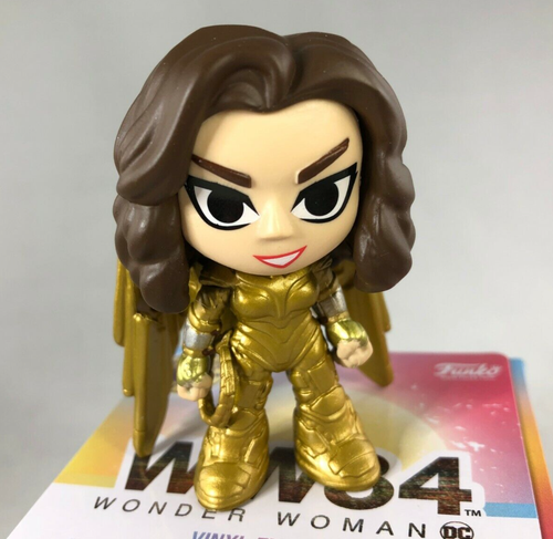 WW84 Wonder Woman Mystery Minis Vinyl Figure Wonder Woman Gold Costume Funko DC - Picture 6 of 12