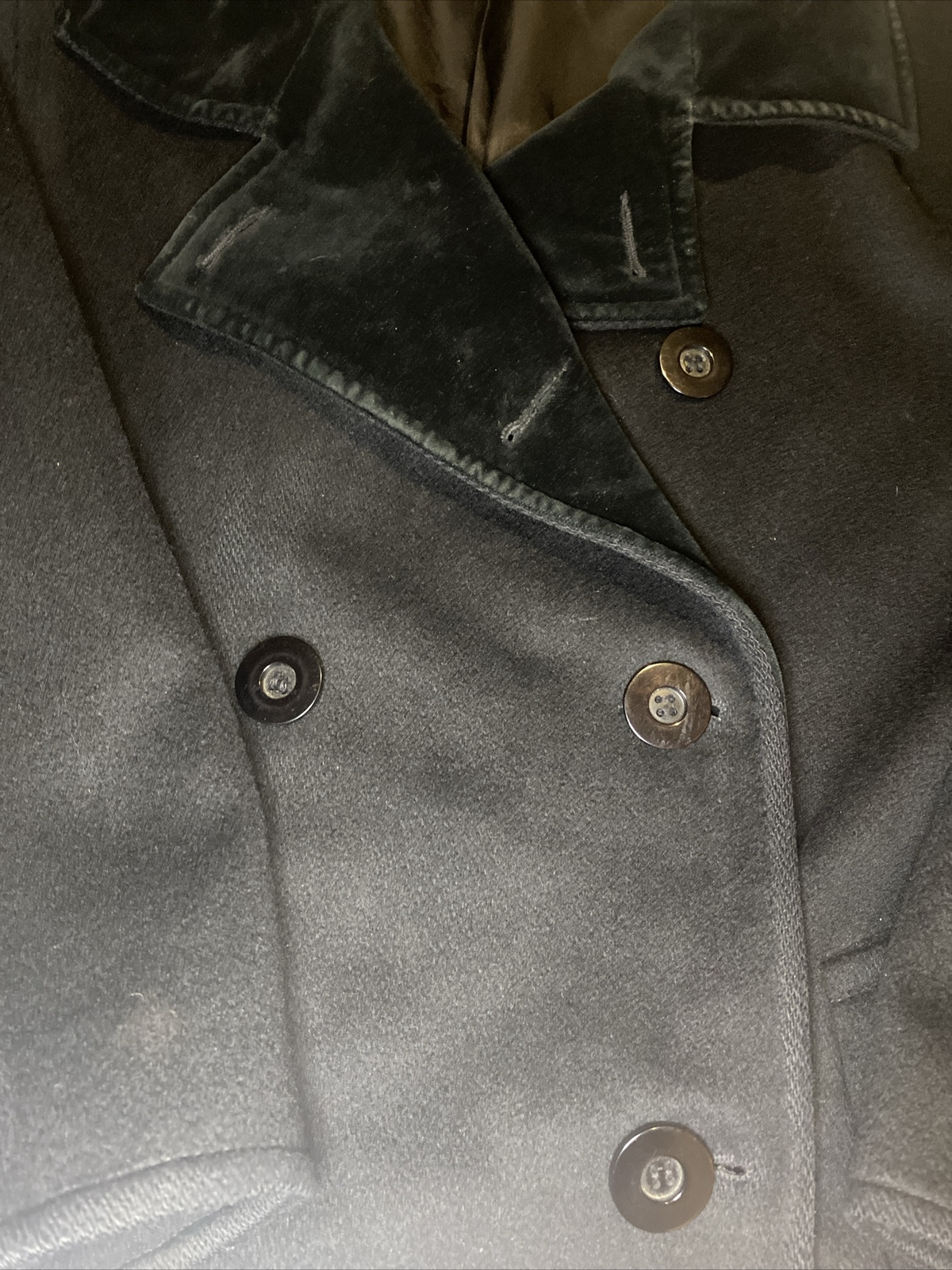 Picture 2 of 4