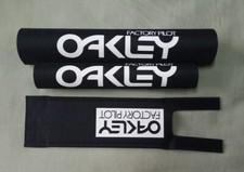 black set white OAKLEY nylon repro BMX padset...