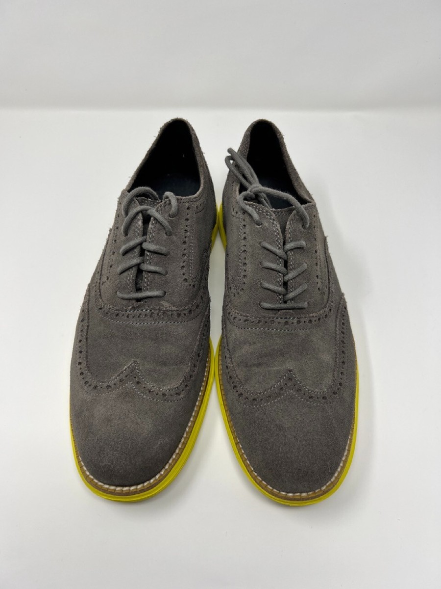 Cole Haan Men display picture 1