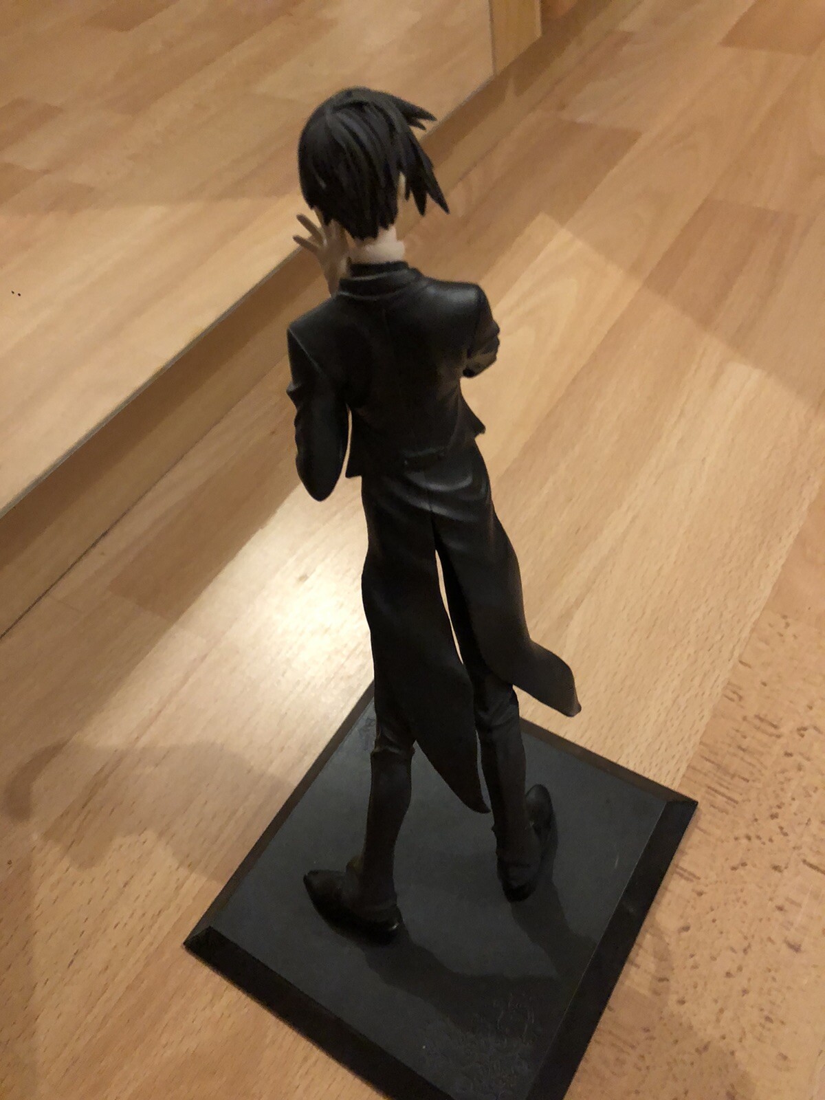 Picture 4 of 5
