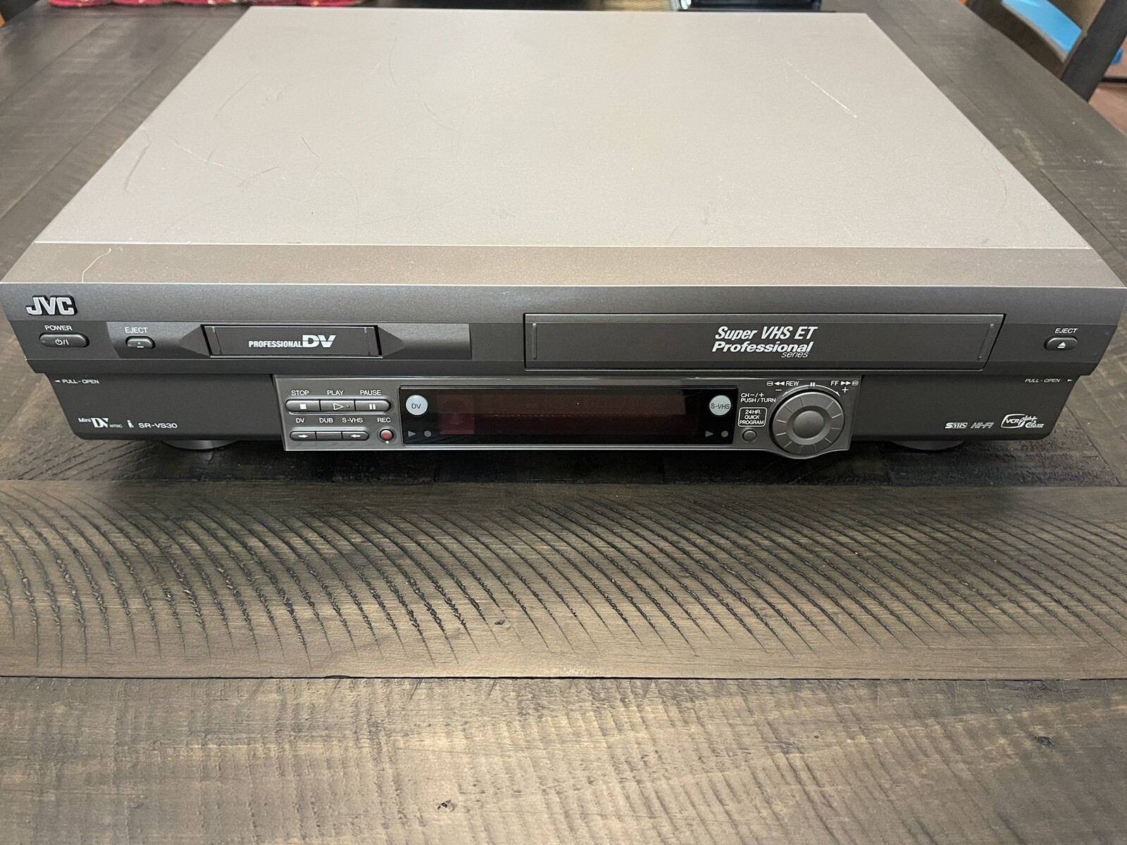 miniDV S-VHSビデオデッキ Victor SR-VS30 ジャンク