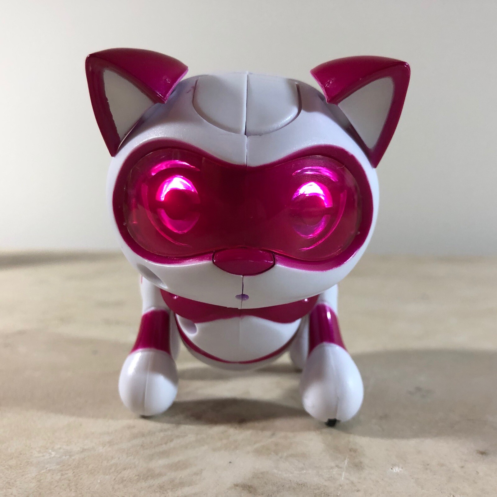 zoomer kitty pink
