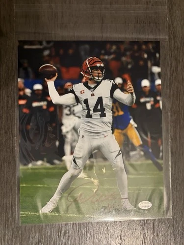 Andy Dalton Cincinnati Bengals Football Autograph 8x10 Photo with COA (GTSM)