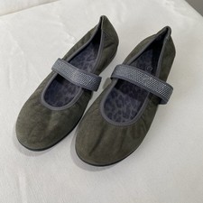 Women  s Vionic Fern Mary Jane Flats Elastic Strap Suede Size 8 Green Sequins