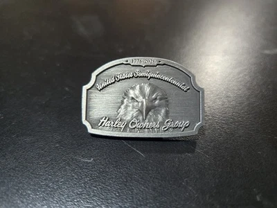 1776-2026 HARLEY DAVIDSON OWNERS GROUP HOG CHAPTER OFFICERS 2026 PEWTER  PIN  - Image 1 of 3