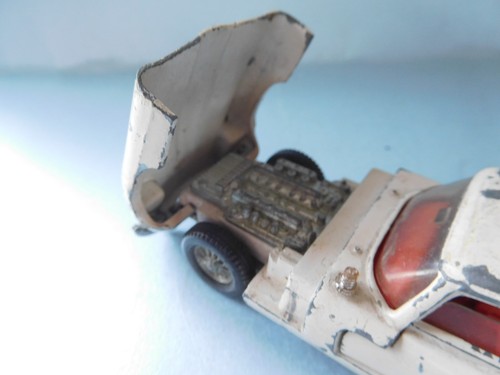 Dinky Toys 131 Jaguar E-type 2+2 Bianco (993) - Foto 6 di 10