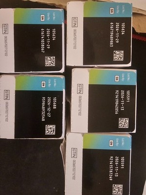Accu-Chek Guide    Test Strips 100. 5 Boxes New in Box Exp 11/26 and 12/26