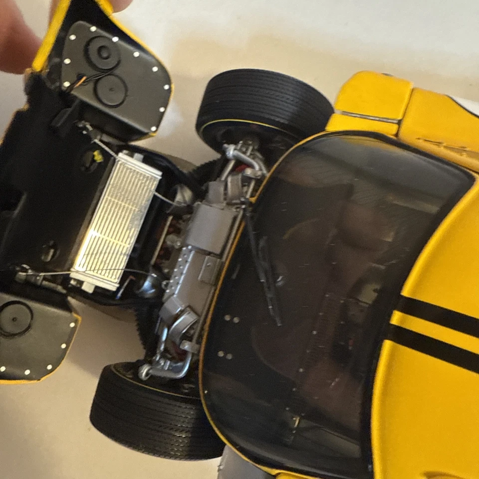 Exoto 1:18 1967 Ford GT40 MK IV Sebring Andretti/McLaren Car #1 Limited Edition - Image 2 of 4