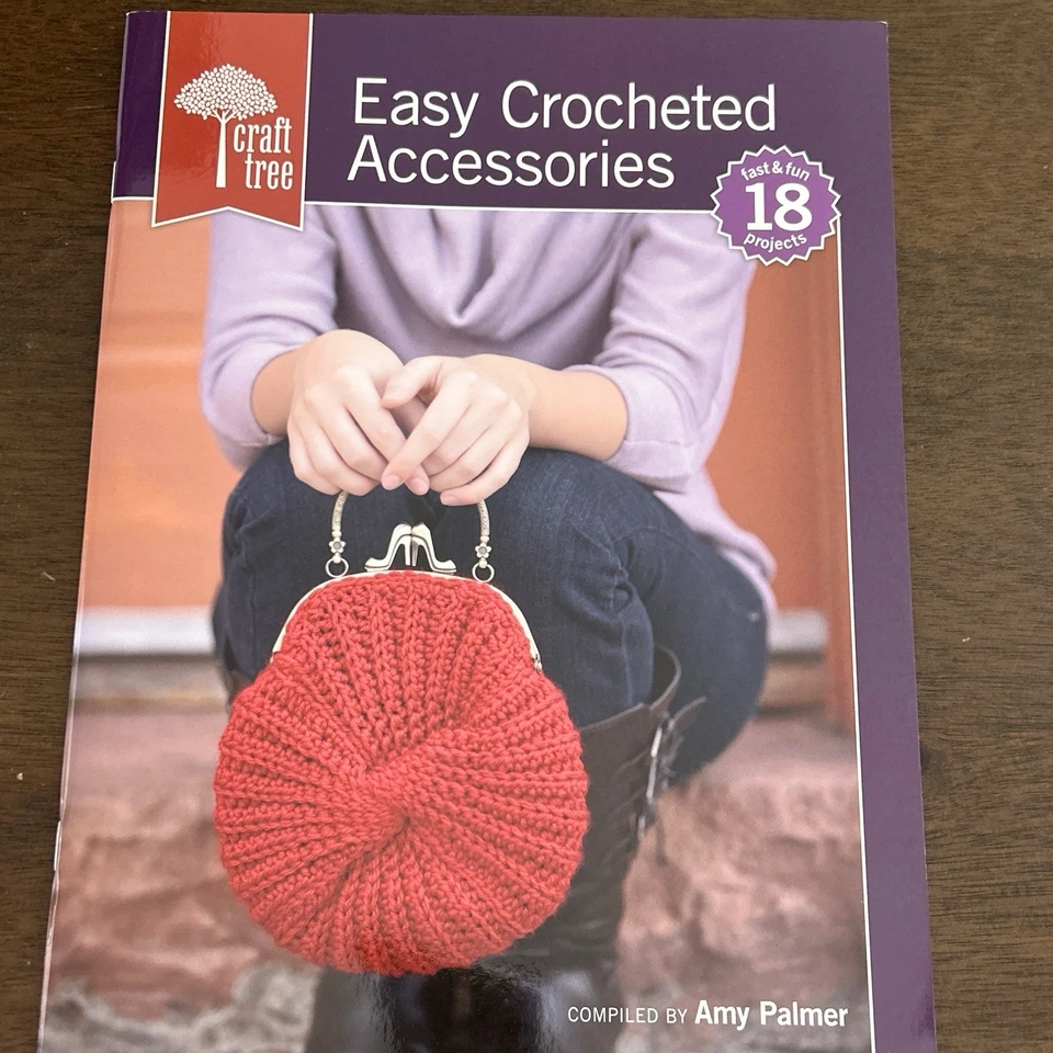 EASY CROCHETED ACCESSORIES Purse Handbag Hat Gloves Crochet Pattern Booklet - Image 2 of 4